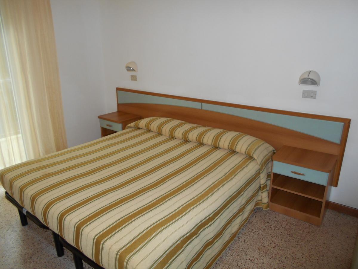 Hotel Sayonara มิลาโน แมริตทิมา ภายนอก รูปภาพ